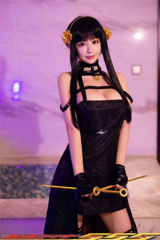 朱可儿Flora - Yor Forger-幻想世界