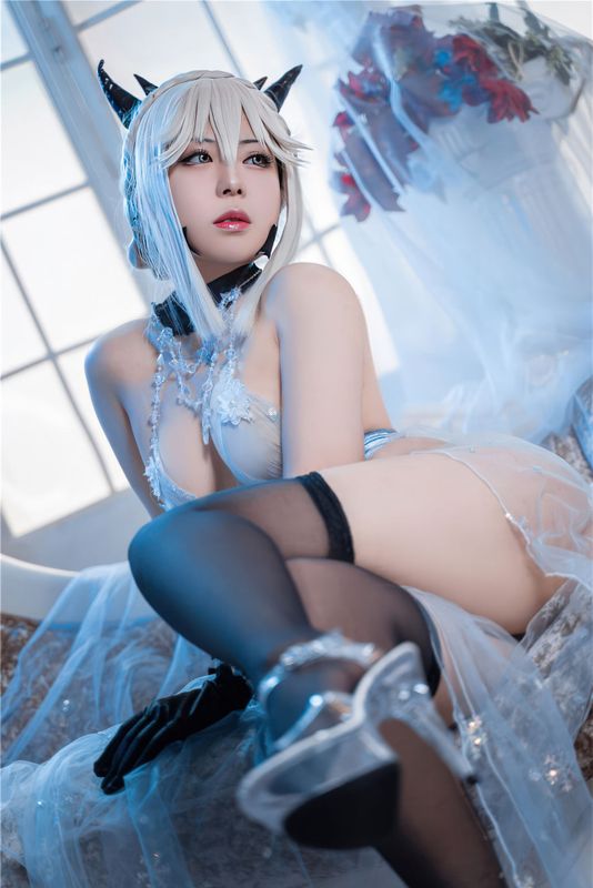 [虎森森] 黑枪呆 皇室糖霜-幻想世界