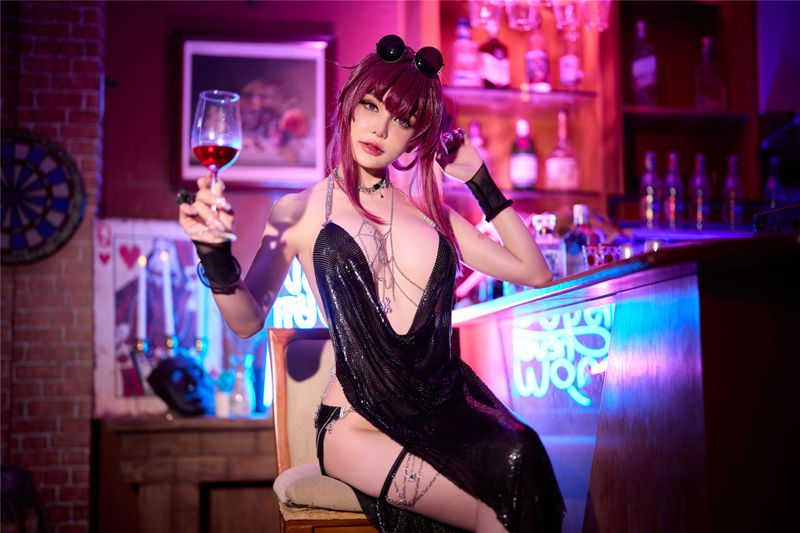 Joyce - Kafka Black Prom-幻想世界