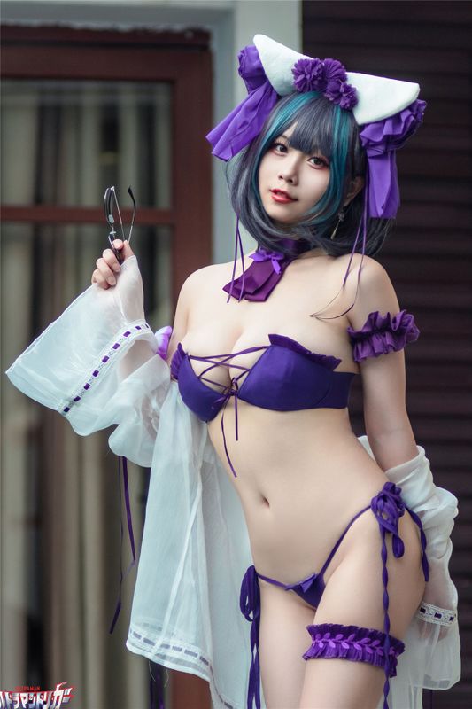 [末夜787] 柴郡泳装-幻想世界