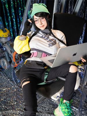 瓦罗兰特 愷宙-幻想世界