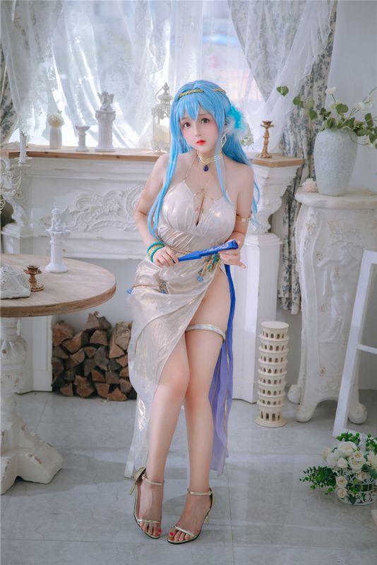 日奈娇 Helm-幻想世界