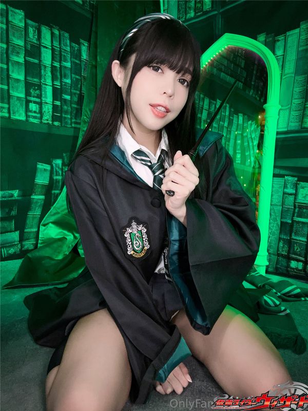 Kittyxkum - Slytherin-幻想世界