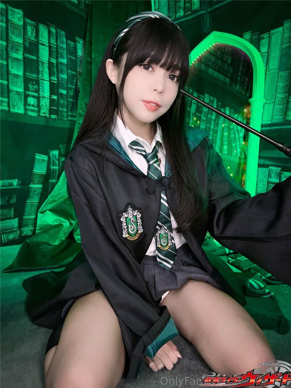 Kittyxkum - Slytherin-幻想世界