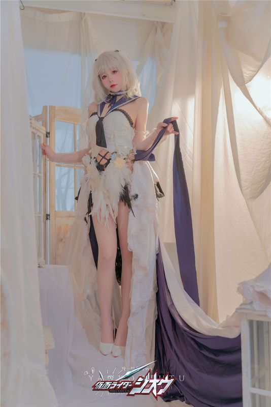 咬一口兔娘ovo 梳妆的大小姐-可畏-幻想世界