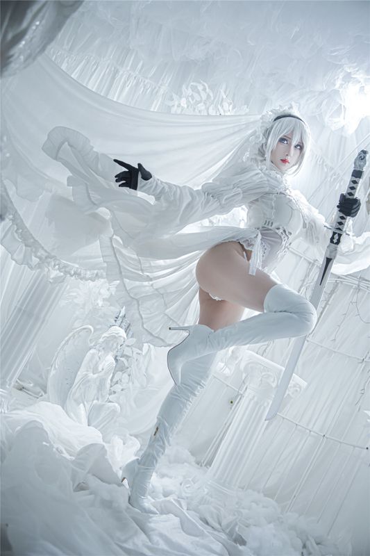 [奶狮不咬人] 白2b-幻想世界