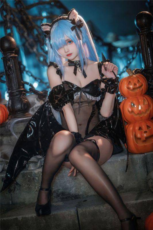 [大大卷卷小卷]碧蓝航线雅努斯 万圣喵喵惊悚夜-幻想世界