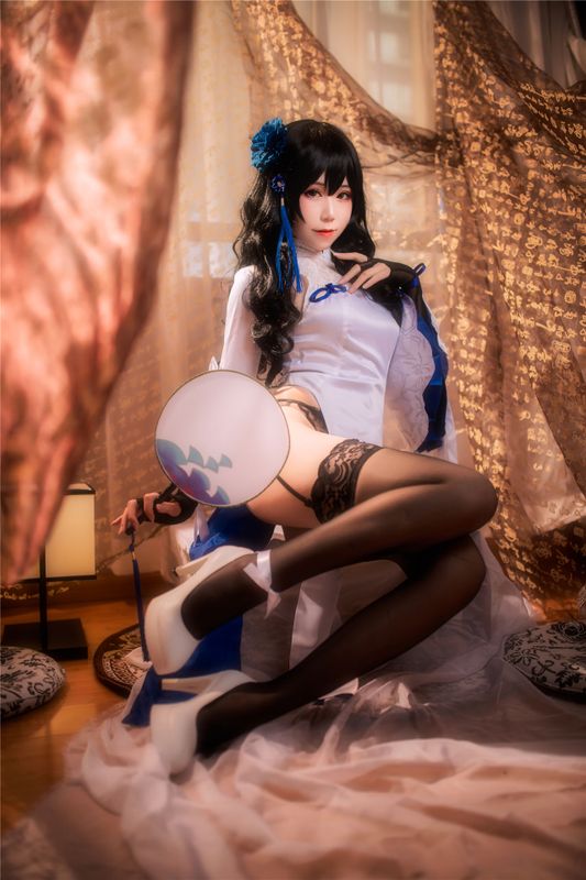 pink夕阳西下-95式玉玲珑-幻想世界