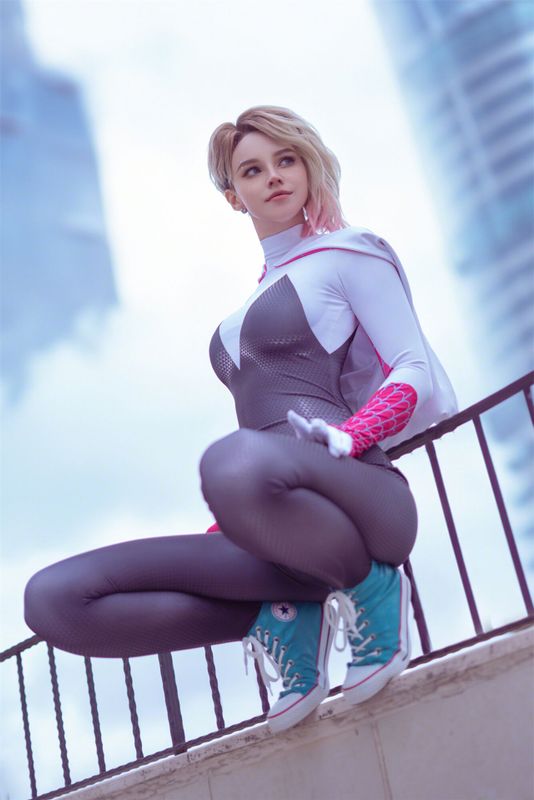 Shirogane Sama - Spider Gwen-幻想世界