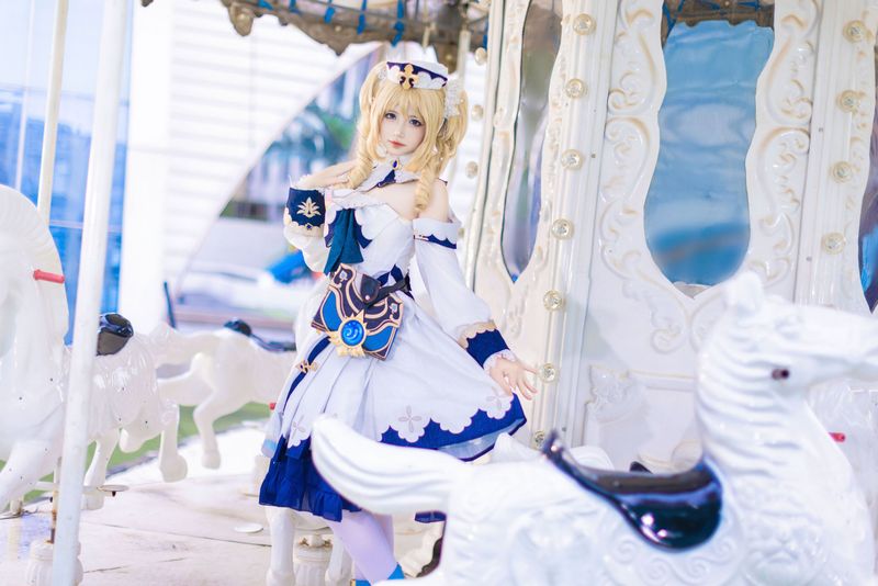 [谷诗雨玲] 芭芭拉cos-幻想世界