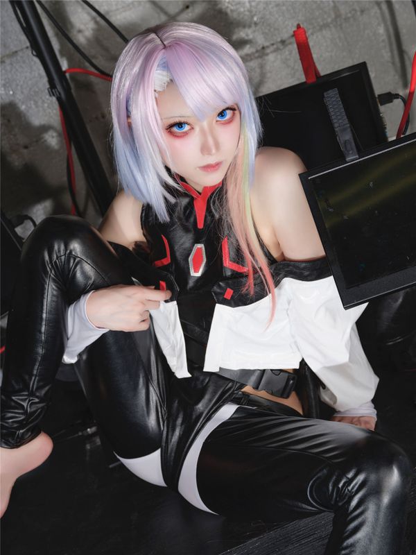 Akichi - Lucy-幻想世界