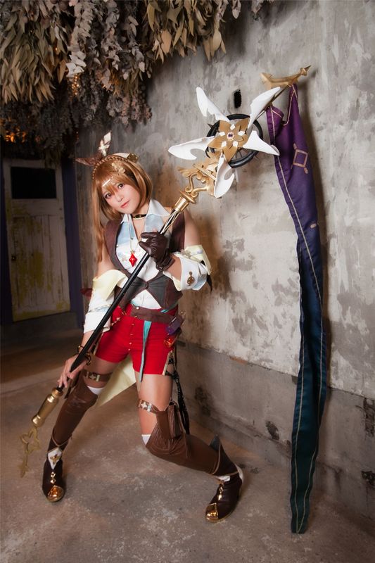 カナデのアトリエ３〜最後の錬金術士と秘密の薬瓶-幻想世界