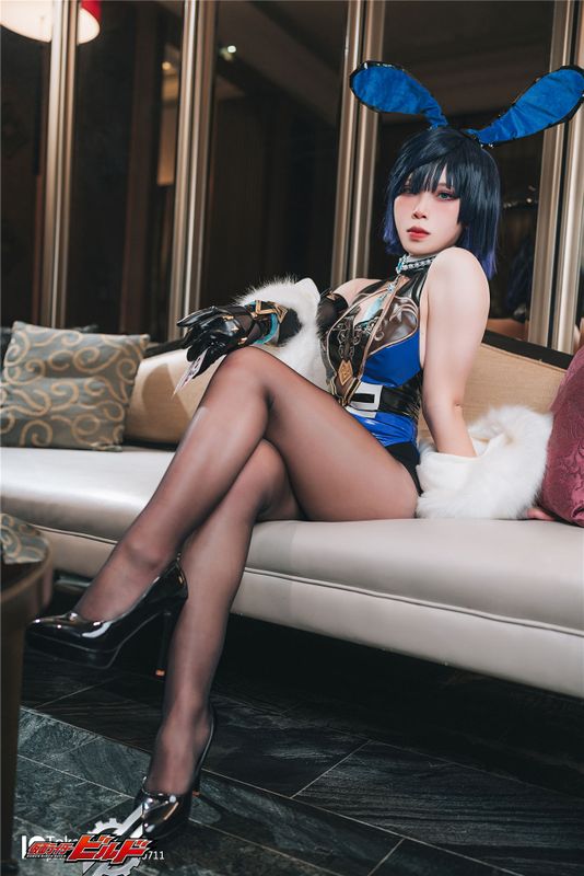 夜阑(兔女郎ver)-幻想世界