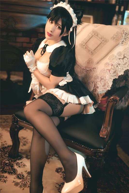 [柘烟Zuken] 爱宕写真集-幻想世界