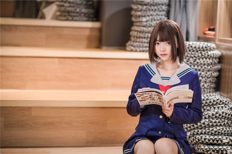 大大卷卷小卷 - 加藤惠校服-幻想世界