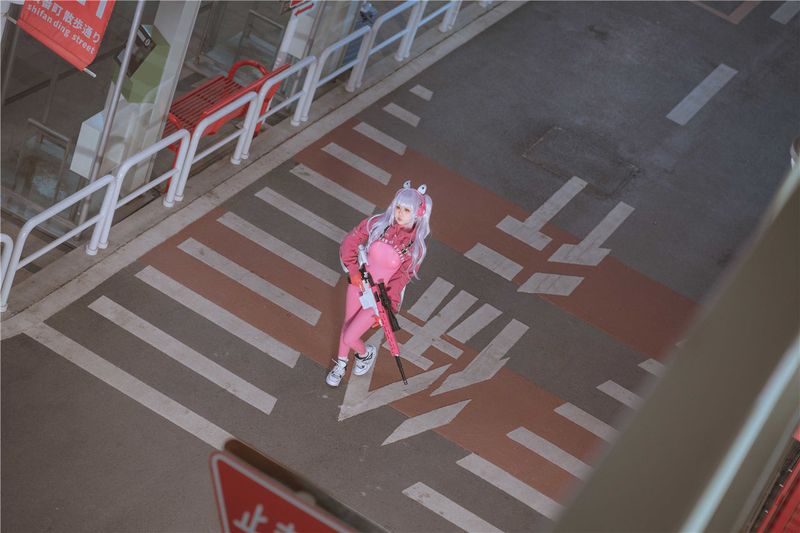 萌芽儿 爱丽丝-幻想世界