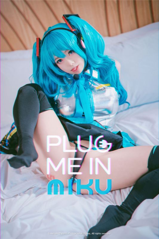 Maruemon - Plug Me In Miku-幻想世界