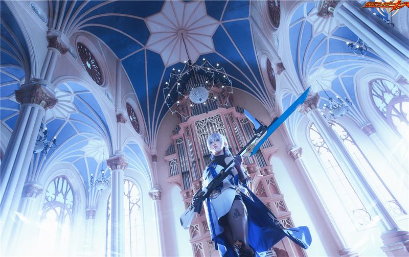 [黑龙贯通] 布洛妮娅-幻想世界