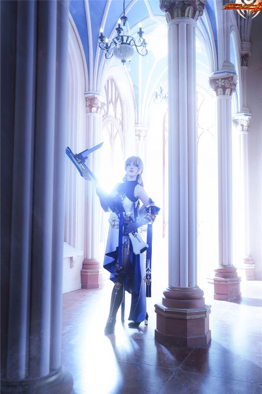 [黑龙贯通] 布洛妮娅-幻想世界