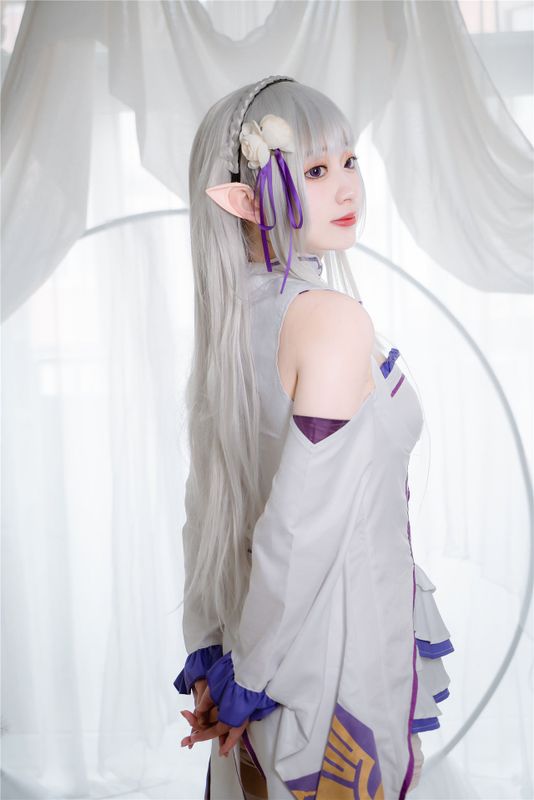 桃墨公子 - 艾米莉亚-幻想世界