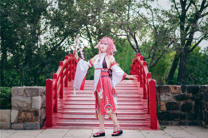 桃墨公子 - 八重神子-幻想世界