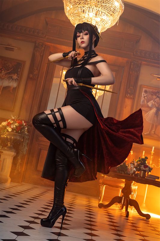 Disharmonica - Yor Briar-幻想世界